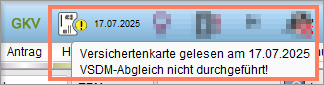 Das Ausrufezeichen am eGK-Symbol zeigt einen fehlenden VSDM-Abgleich an.
