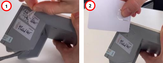 Das Siegel deckt den Kartenslot ab. Siegel und Kartenslot am Kartenterminal