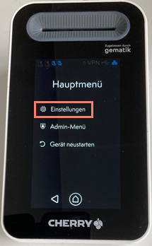 Der Status liegt im Untermenü Einstellungen. Untermenü Einstellungen im Hauptmenü